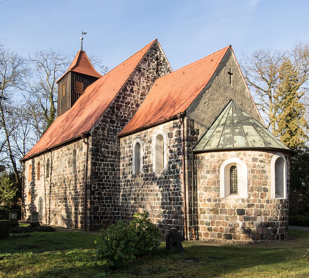 Dorfkirche Stahnsdorf Routen der Romanik in Berlin und Brandenburg