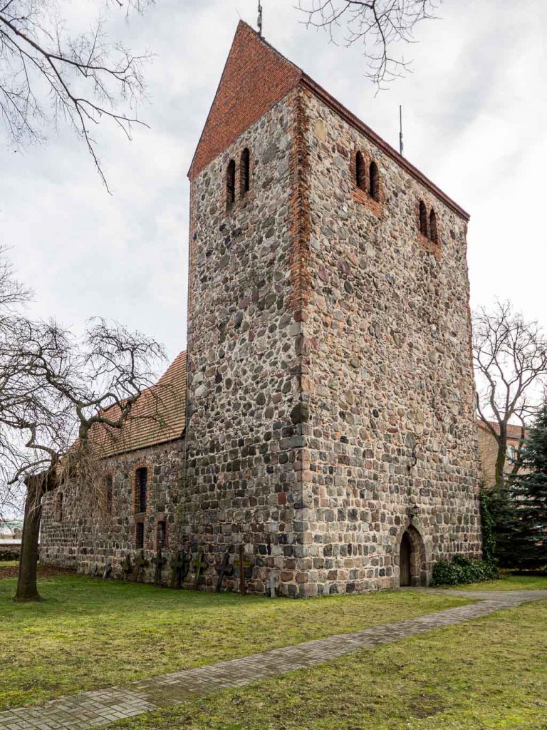 Dorfkirche Selchow aufgenommen von Nordwest
