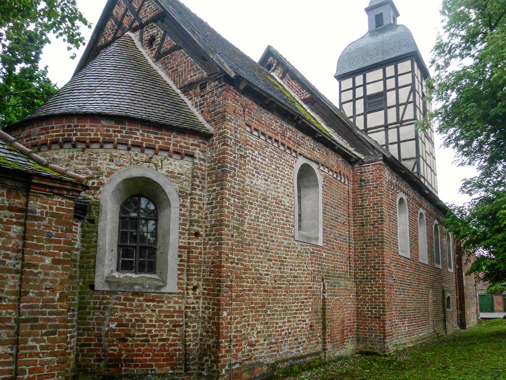 Dorfkirche Wust Routen Der Romanik In Berlin Und Brandenburg