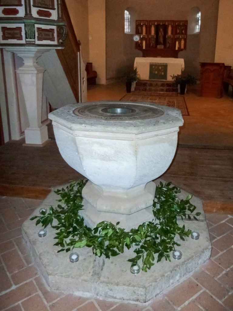 Dorfkirche Wusterwitz Gotischer Taufstein